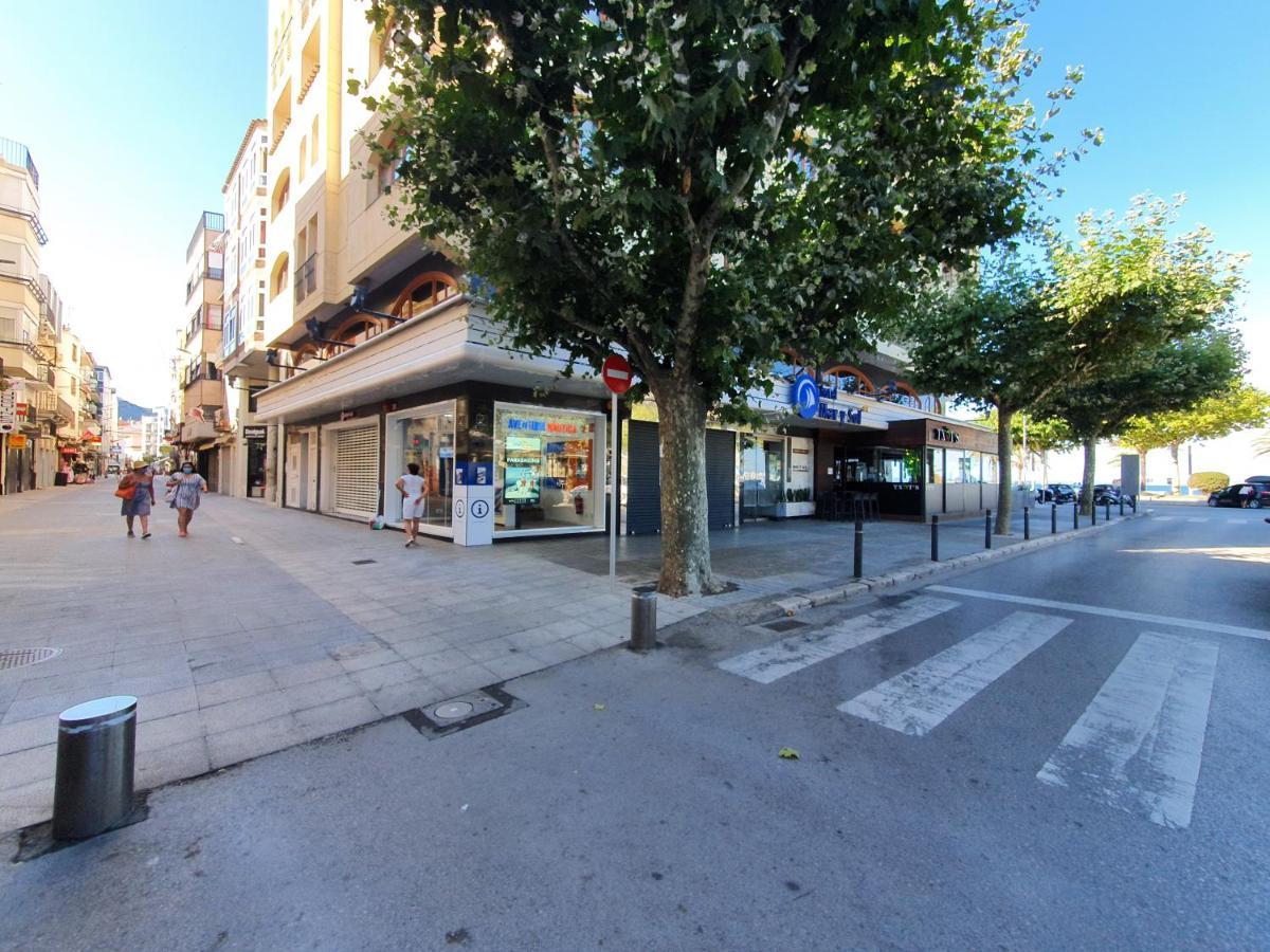 Apartament Rosas Zewnętrze zdjęcie