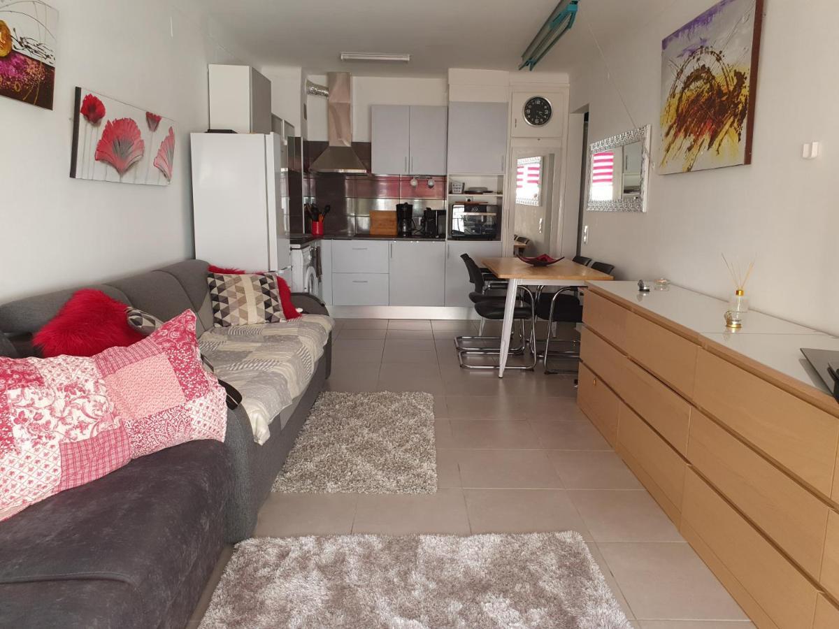 Apartament Rosas Zewnętrze zdjęcie
